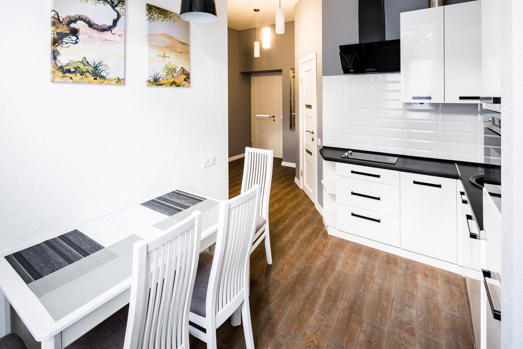Avangard Kulisha 15 Apart Lviv Extérieur photo